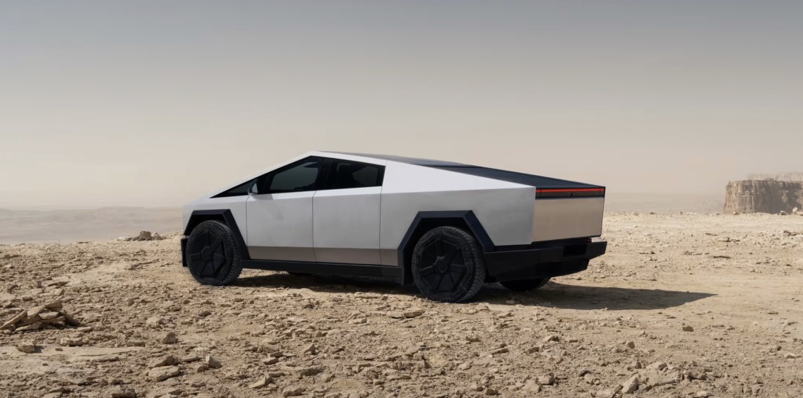 Tesla Cybertruck sand